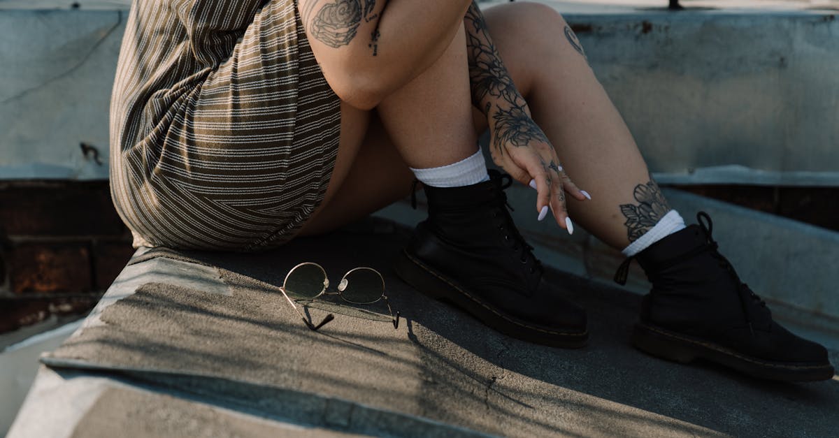 découvrez l'univers fascinant des piercings ! explorez les tendances, les conseils et les soins pour vos piercings, que ce soit pour les oreilles, le nez ou d'autres parties du corps. éveillez votre style avec des créations uniques et sécurisées.
