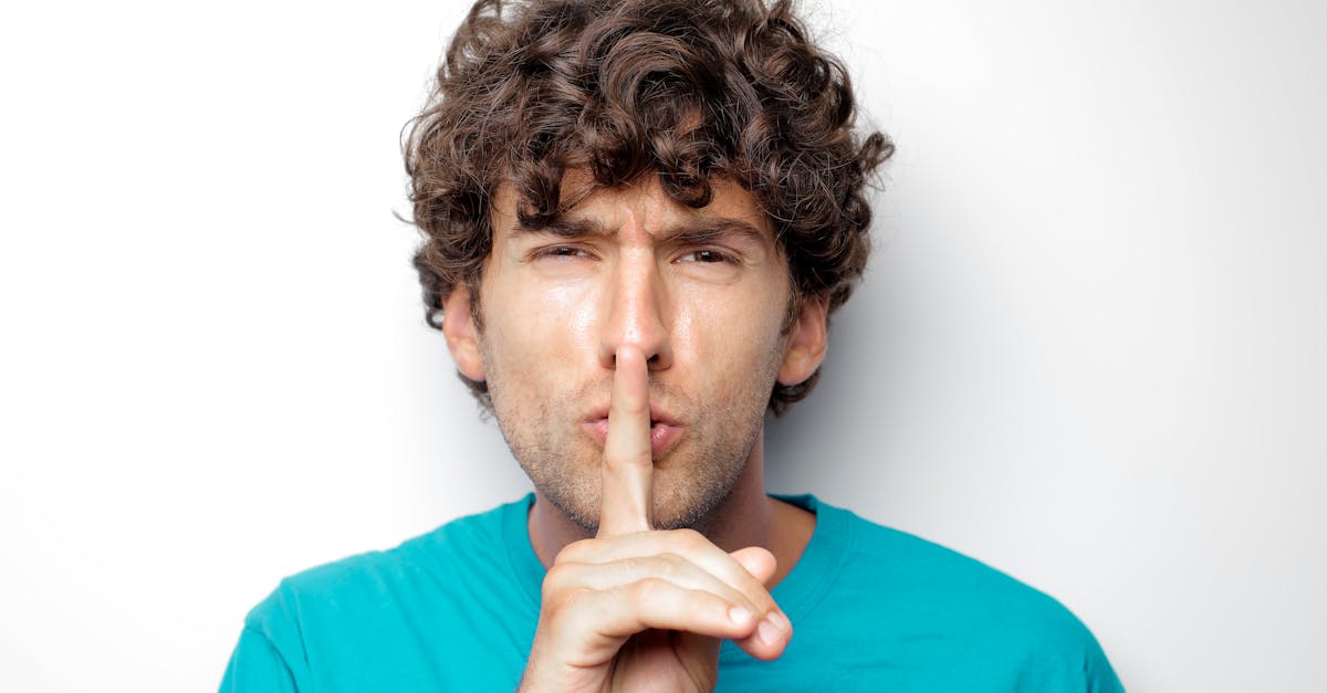 découvrez l'importance de l'authenticité dans nos vies modernes. explorez comment être véritablement soi-même, cultiver des relations sincères et développer une confiance durable. plongez dans un monde où la transparence et l'honnêteté sont les piliers de l'authenticité.