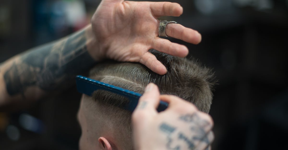 découvrez le monde fascinant des piercings périphériques : une forme d'art corporel unique qui met en valeur votre personnalité. apprenez tout sur les techniques, soins et tendances pour des piercings réussis et stylés.