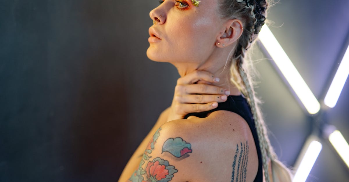 Le charme du piercing métallique dans la mode actuelle