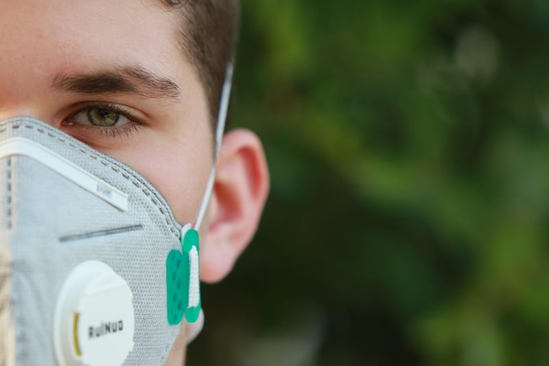 Tache jaune de l’œil : causes, traitements et prévention en 2026