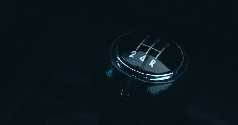 Embrayage voiture : les signes qui annoncent une panne coûteuse
