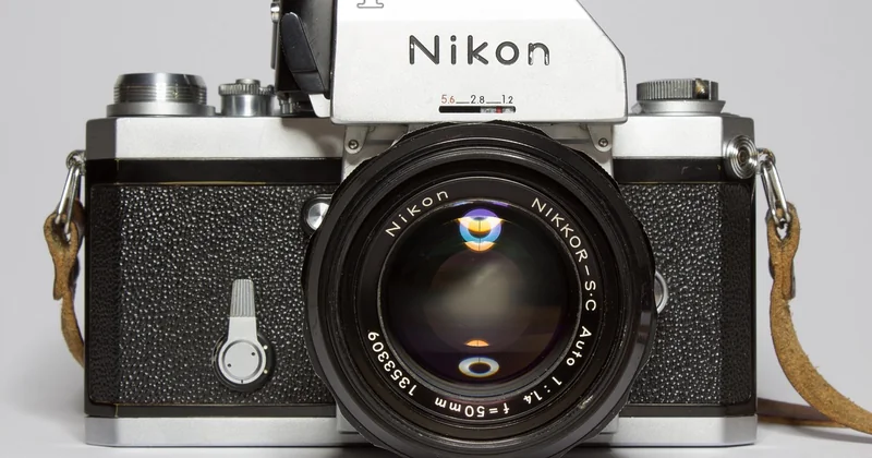 Comment vérifier un appareil photo vintage d'occasion avant d'acheter