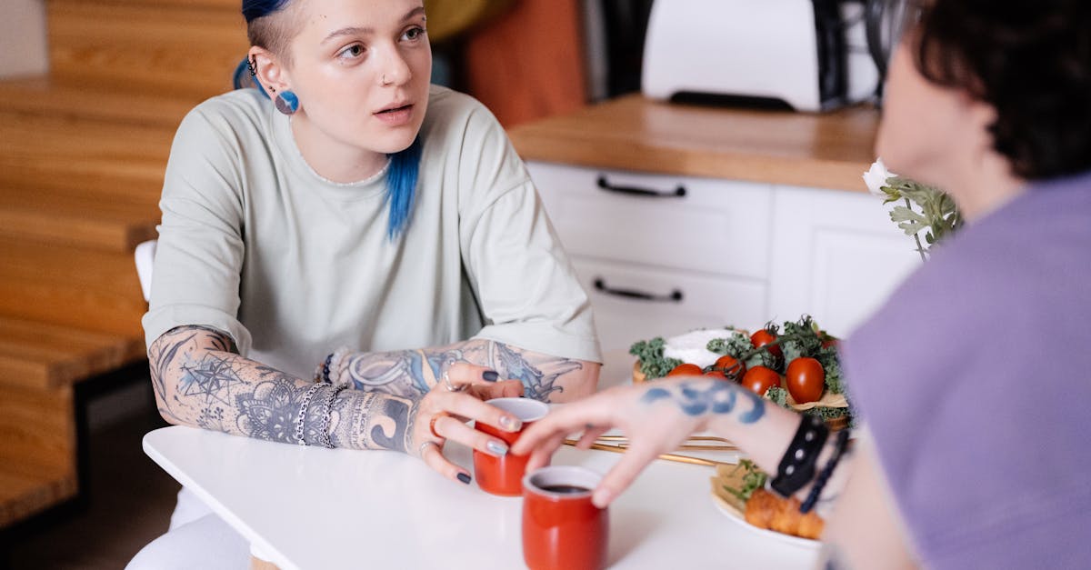 découvrez l'univers fascinant des piercings, des tendances aux techniques de pose. que vous soyez novice ou passionné, explorez nos conseils, inspirations et soins pour sublimer votre style avec audace.