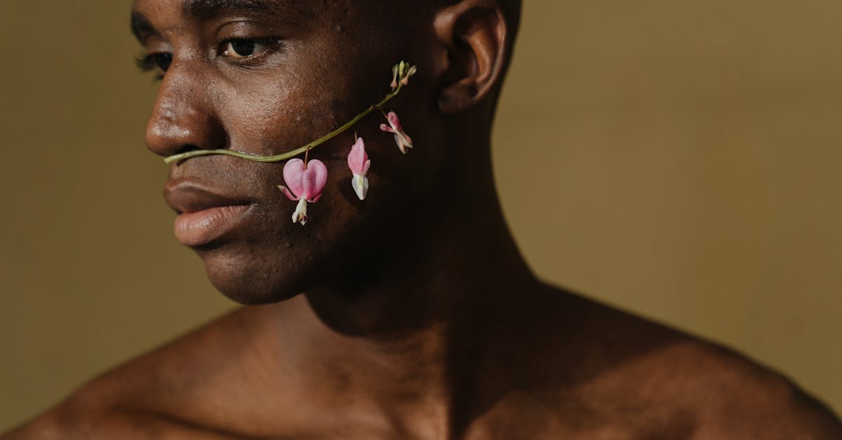 découvrez l'univers des piercings : styles, couleurs et tendances. sublimez votre look avec nos conseils sur les différents types de piercings et nos astuces de soin pour un bijou qui dure.