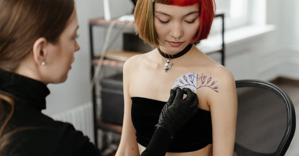 découvrez les piercings horizontaux, une tendance audacieuse et élégante pour sublimer votre style. informez-vous sur les soins, les types de bijoux et les conseils pour un piercing réussi.