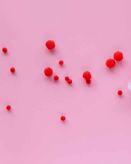 découvrez nos piercings en silicone, confortables et flexibles, idéaux pour tous ceux qui souhaitent allier style et sécurité. explorez notre collection et trouvez le piercing parfait pour exprimer votre personnalité sans compromis.