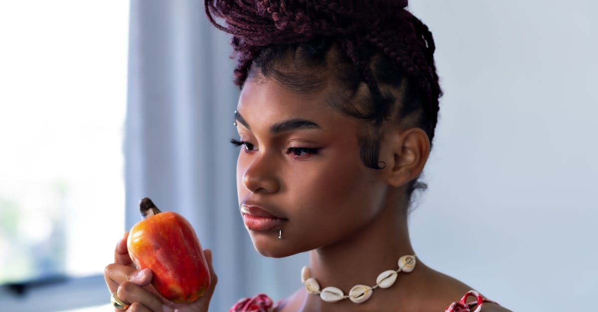 découvrez l'univers fascinant du piercing culturel, une pratique riche en significations et traditions à travers le monde. explorez les différentes techniques, styles et symboliques liées à cette forme d'expression corporelle, tout en apprenant comment le piercing peut refléter l'identité et la culture des communautés.
