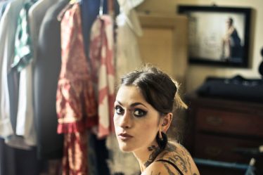 découvrez l'univers fascinant des piercings : styles, tendances, conseils d'entretien et sécurité. personnalisez votre look avec des piercings uniques et originaux, parfaits pour exprimer votre individualité.
