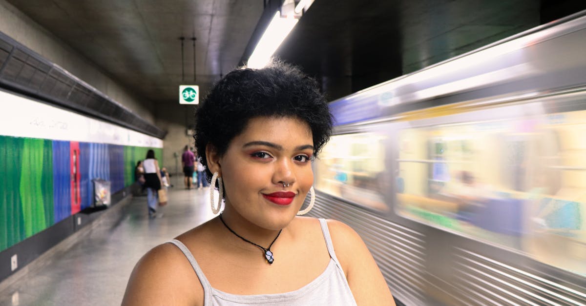 découvrez notre guide complet sur le piercing : types, soins, tendances et conseils pour choisir le bijou idéal. explorez l'univers du piercing avec style et sécurité.