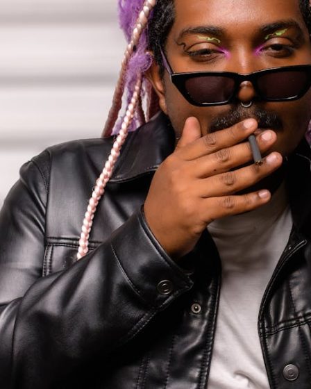 découvrez l'art de la self-expression : libérez votre créativité et affirmez votre identité à travers divers moyens artistiques et communicatifs. explorez des conseils, des techniques et des inspirations pour vous exprimer librement et authentiquement.
