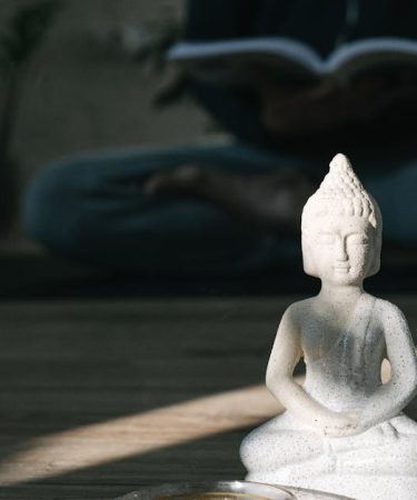 découvrez la profondeur et l'importance spirituelle des concepts et pratiques qui transcendent le quotidien. explorez comment la spiritualité peut enrichir votre vie et offrir un sens plus profond à vos expériences.